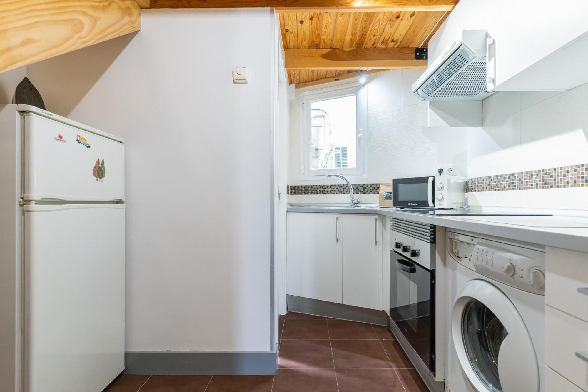 Apartment 2 Bedrooms 1,5bathrooms Furnished - Sol - Bright & Functional - Mintystay Madrid